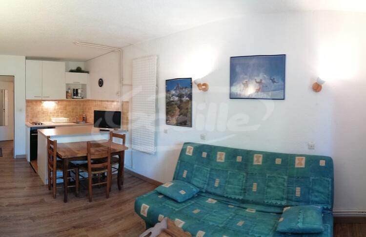 Location / Praloup 1600 Studio  / CHEVERNY 1 Location / Praloup 1600 Studio  / CHEVERNY 1