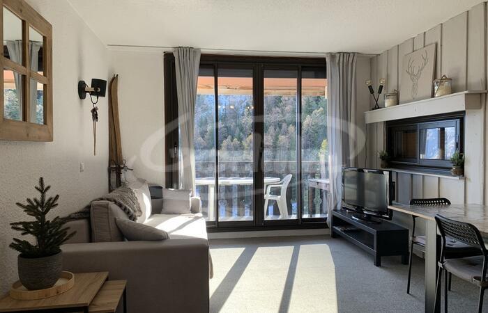 Vente Praloup 1600 4 pièces
