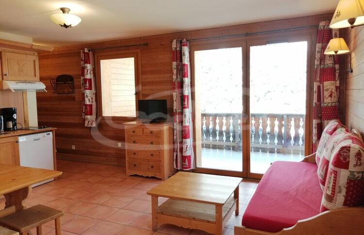 Location / Praloup 1500 Studio  / PRA ROUSTAN Location / Praloup 1500 Studio  / PRA ROUSTAN