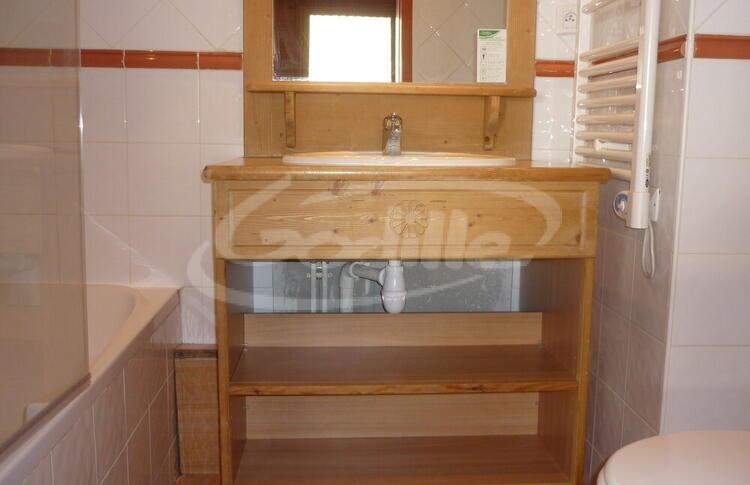Location / Praloup 1500 Studio  / PRA ROUSTAN Location / Praloup 1500 Studio  / PRA ROUSTAN