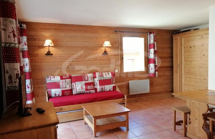 Location / Praloup 1500 Studio  / PRA ROUSTAN Location / Praloup 1500 Studio  / PRA ROUSTAN