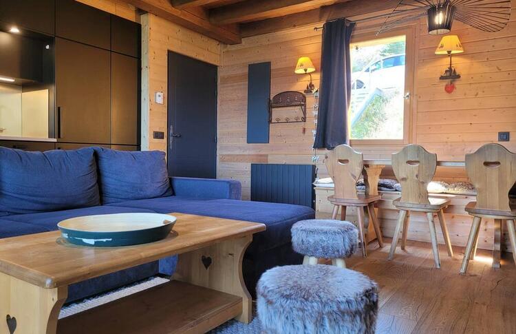 Location / Praloup 1500 Chalet  / PRA ROUSTAN Location / Praloup 1500 Chalet  / PRA ROUSTAN