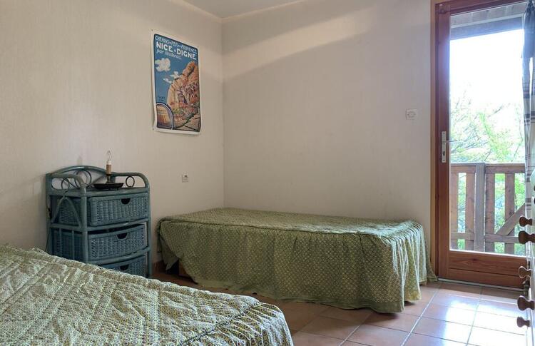 Location / Praloup 1500 Chalet  / CHALET Location / Praloup 1500 Chalet  / CHALET