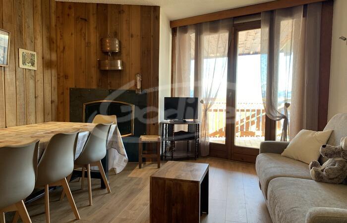 CHEVERNY 3 Location Praloup 1600 Studio CHEVERNY 3