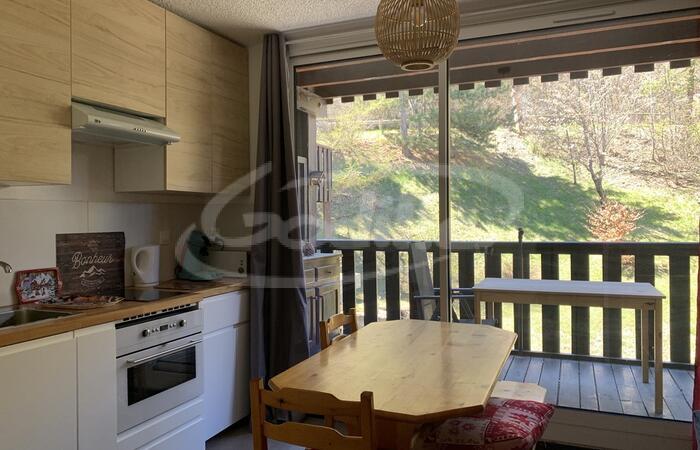 Vente Praloup 1500 Studio