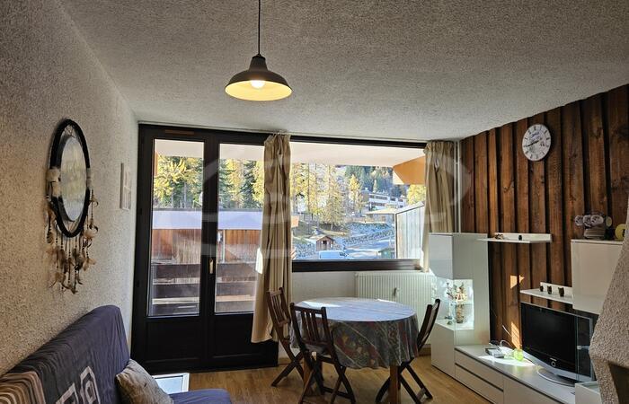 Vente Praloup 1600 Studio