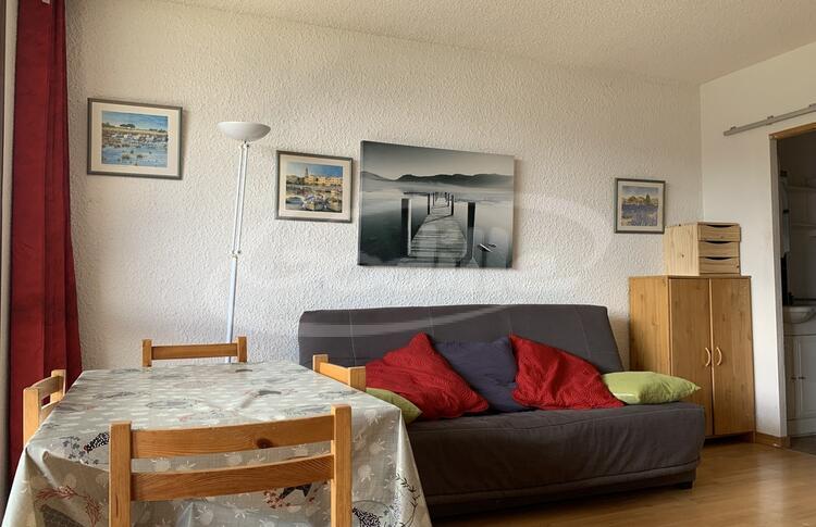 Vente / Praloup 1500 Studio  Vente / Praloup 1500 Studio