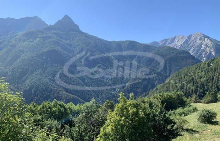 Vente Praloup 1500 Terrain