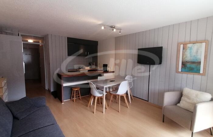 Vente Praloup 1600 Studio