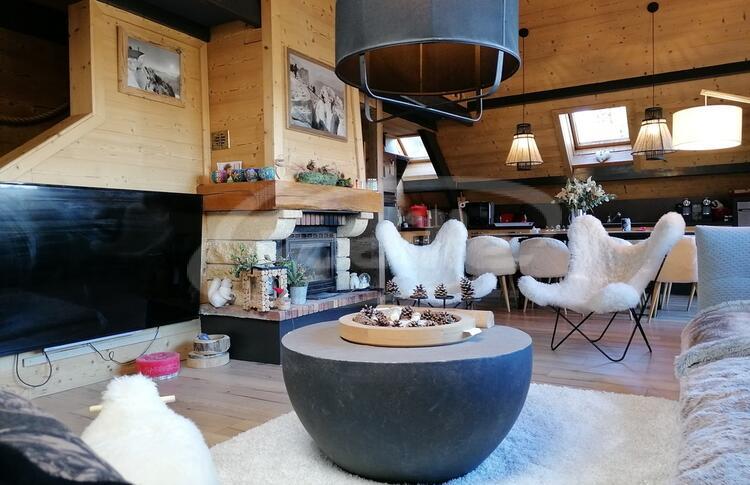 Location / Praloup 1500 Chalet  / CHALET LOU-LAN Location / Praloup 1500 Chalet  / CHALET LOU-LAN