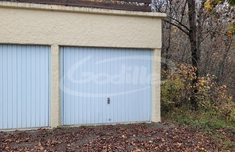 Vente / Praloup 1500 Parking  Vente / Praloup 1500 Parking