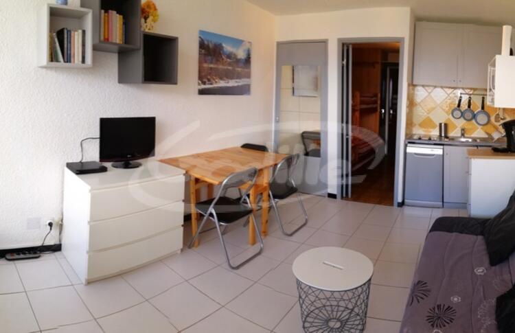 Location / Praloup 1600 Studio  / CHAUMONT 2 Location / Praloup 1600 Studio  / CHAUMONT 2