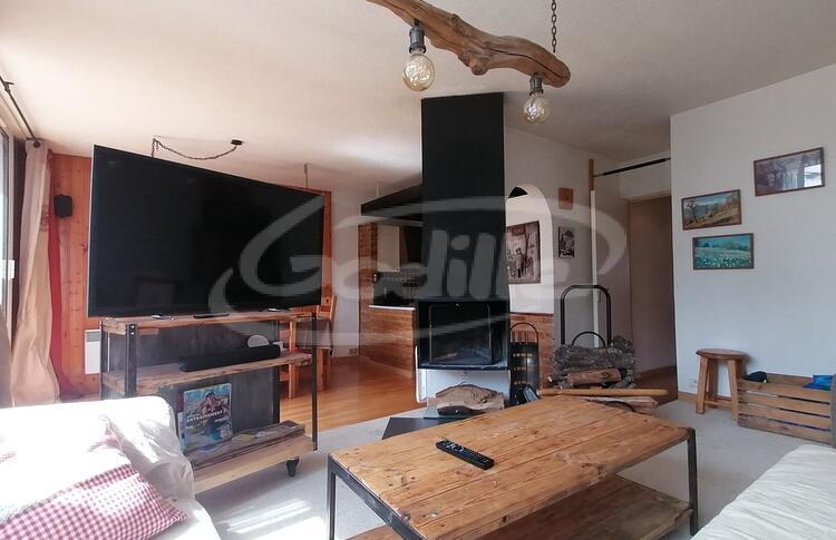 Vente / Praloup 1600 3 pièces 4 pièces  Vente / Praloup 1600 3 pièces 4 pièces