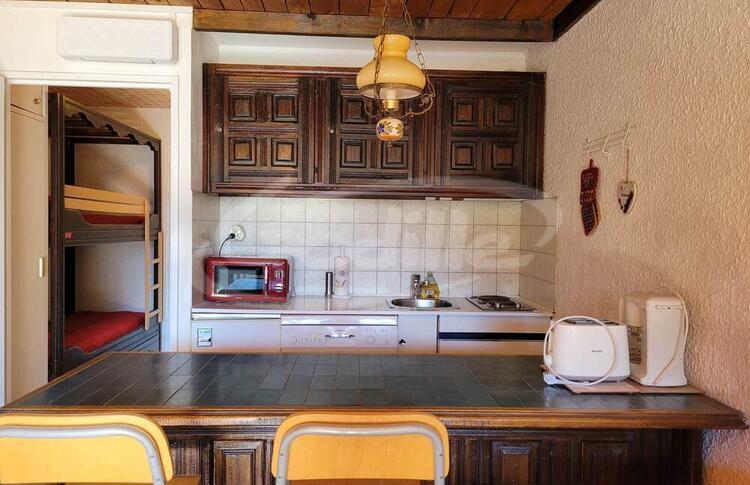 Location / Praloup 1600 Studio  / CHAMBEYRON Location / Praloup 1600 Studio  / CHAMBEYRON