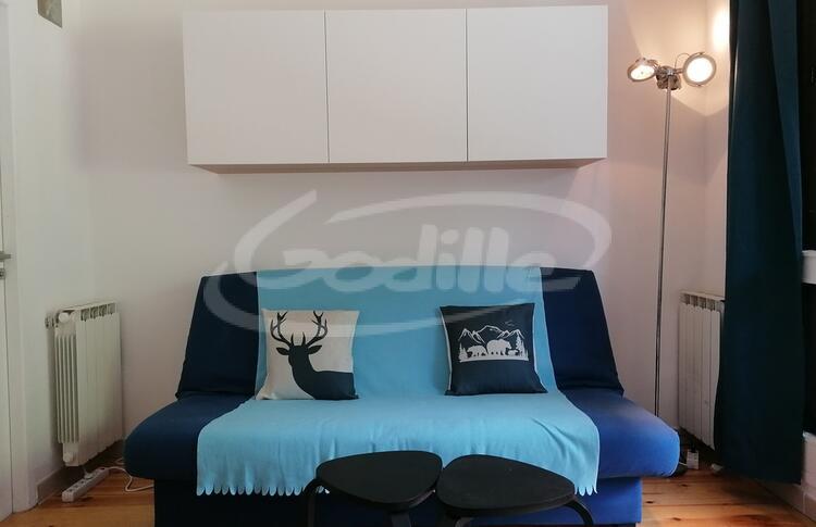 Vente / Praloup 1500 Studio  Vente / Praloup 1500 Studio