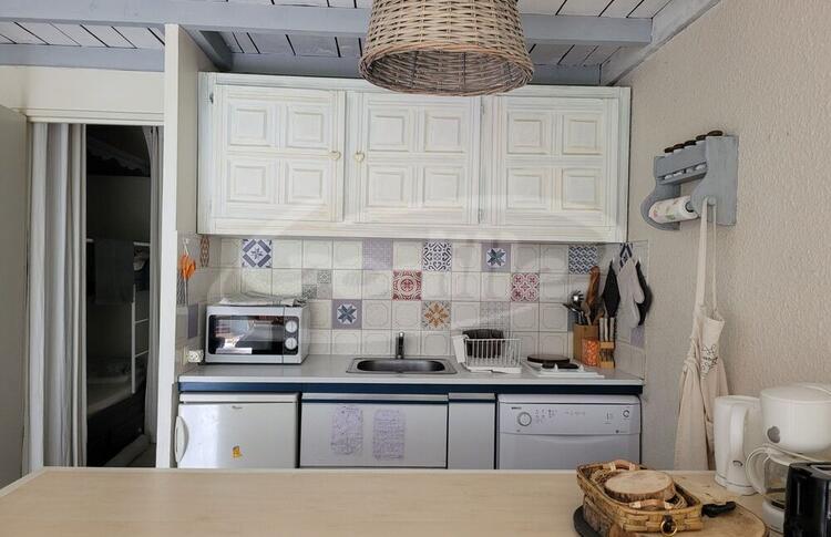 Location / Praloup 1600 Studio  / SEOLANES Location / Praloup 1600 Studio  / SEOLANES