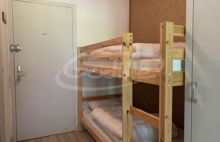 Location / Praloup 1600 Studio  / LE PORTILLO Location / Praloup 1600 Studio  / LE PORTILLO