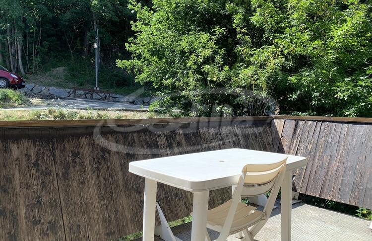 Vente / Praloup 1600 Studio  Vente / Praloup 1600 Studio