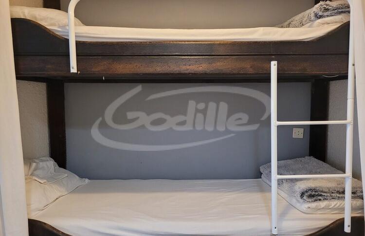 Location / Praloup 1600 Studio  / SEOLANES Location / Praloup 1600 Studio  / SEOLANES