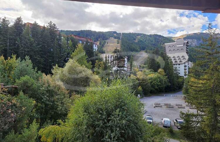 Location / Praloup 1600 Studio  / SEOLANES Location / Praloup 1600 Studio  / SEOLANES