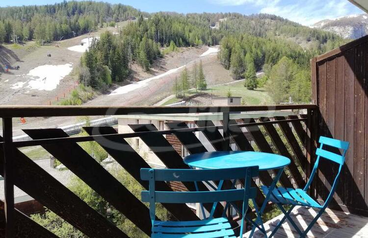 Location / Praloup 1600 Studio  / LE PORTILLO Location / Praloup 1600 Studio  / LE PORTILLO