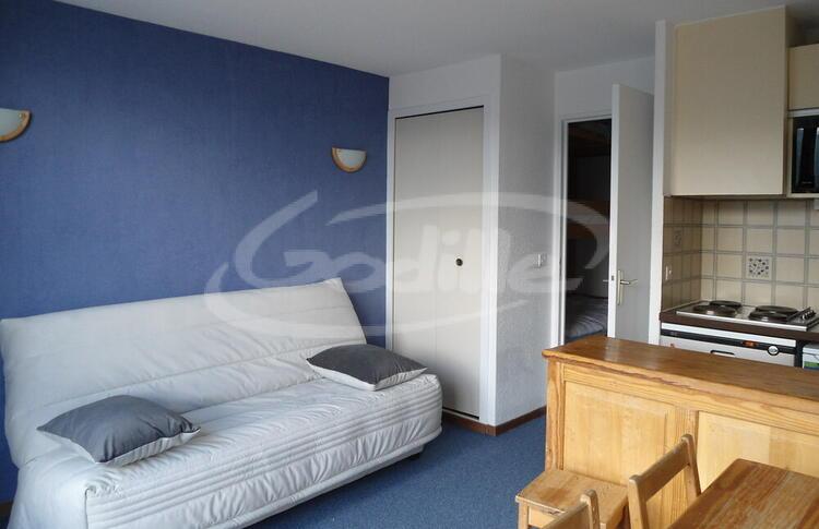 Location / Praloup 1500 Studio  / CHRISTIANA Location / Praloup 1500 Studio  / CHRISTIANA