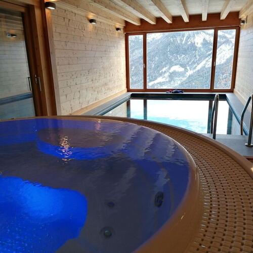 CHALET LA GROTTE DE L'OURS CHALET LA GROTTE DE L'OURS