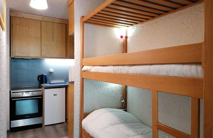 Location / Praloup 1500 2 pièces  / LA BERANGERE Location / Praloup 1500 2 pièces  / LA BERANGERE