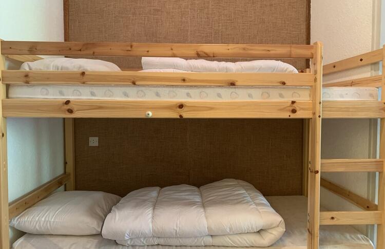 Location / Praloup 1600 Studio  / LE PORTILLO Location / Praloup 1600 Studio  / LE PORTILLO