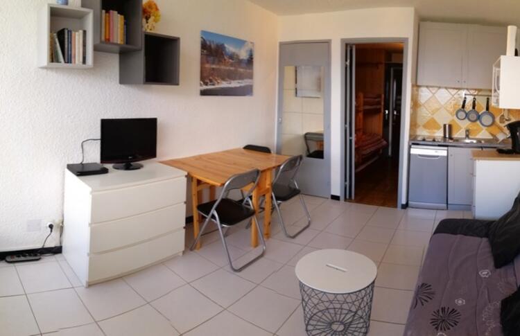 Location / Praloup 1600 Studio  / CHAUMONT 2 Location / Praloup 1600 Studio  / CHAUMONT 2