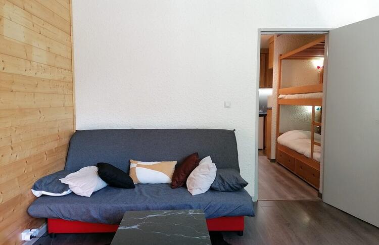 Location / Praloup 1500 2 pièces  / LA BERANGERE Location / Praloup 1500 2 pièces  / LA BERANGERE