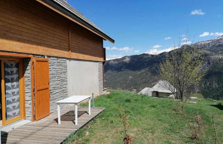 Location / Praloup 1500 Chalet  / PRA ROUSTAN Location / Praloup 1500 Chalet  / PRA ROUSTAN