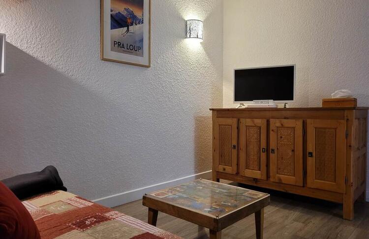 Location / Praloup 1600 Studio  / CHEVERNY 3 Location / Praloup 1600 Studio  / CHEVERNY 3