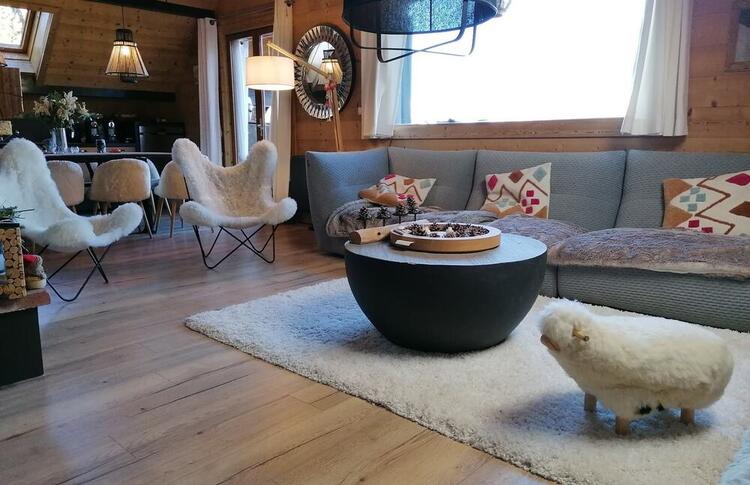 Location / Praloup 1500 Chalet  / CHALET LOU-LAN Location / Praloup 1500 Chalet  / CHALET LOU-LAN