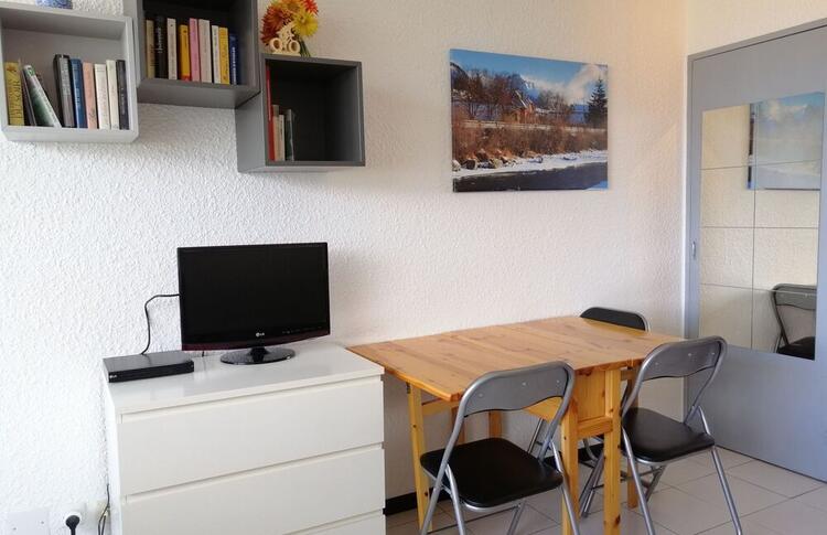 Location / Praloup 1600 Studio  / CHAUMONT 2 Location / Praloup 1600 Studio  / CHAUMONT 2